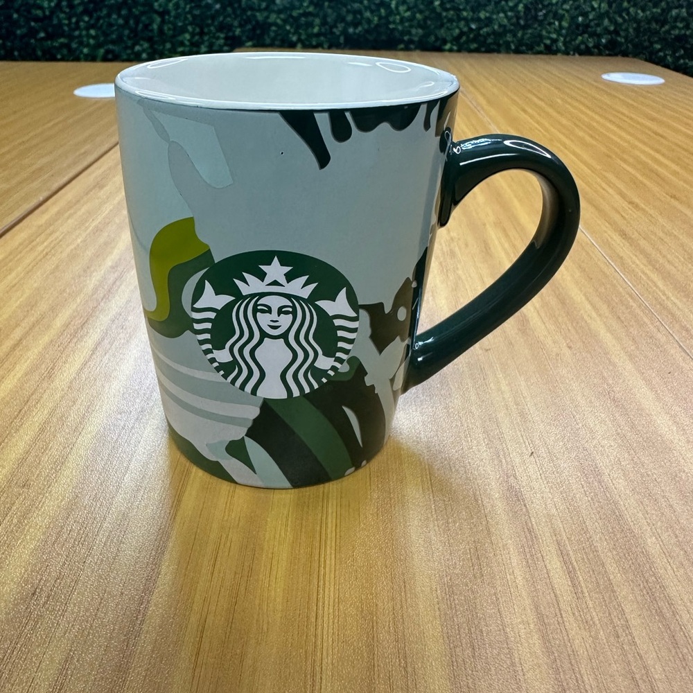 Starbucks Green and White Logo Ceramic Mug